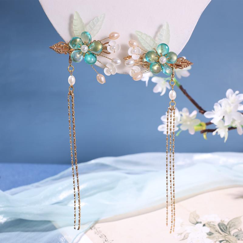 ・カテゴリ: ヘッドドレス・スタイル: 中国風・テイスト: レトロ・デザイン: 緑の花・流行要素: 植物、花・素材: ガラス、瑠璃・加工: 手作り・ヘアクリップの種類: ダックビルクリップ・カラー: エメラルドグリーン・対象: 女性
