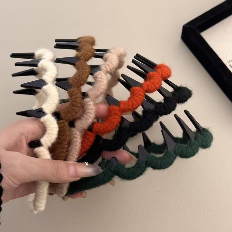 カチューシャ レディース 女性用 毛糸 ウェーブ カラフル おしゃれ 滑り止め 歯付き 洗顔用 頭頂部ボリ..