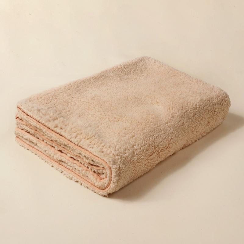 2個セット・カテゴリ: ブランケット・素材: 綿100%・柄: 無地・カラー: 黄桃色・サイズ: 95cm x 65cm・対象年齢: 乳幼児（1〜3歳、80〜100cm）・特徴: フェイクボア、両面、裏地付き、厚手、新生児用保温