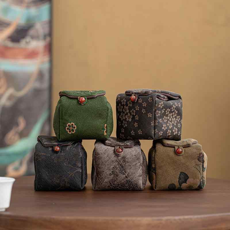 茶器収納袋 香雲紗生地 高級感 持ち運び便利 アウトドア 自宅用 主人杯 茶碗 単品保護 クッション性 ポ..