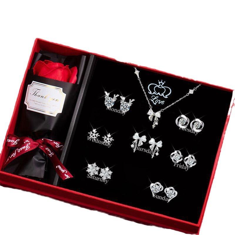 耳飾り レディース S925シルバーポスト 電気メッキ加工 毎日楽しめる ウィークリー 7点セット ピアス 高級感 上品 エレガント リボン ハート アクセサリー