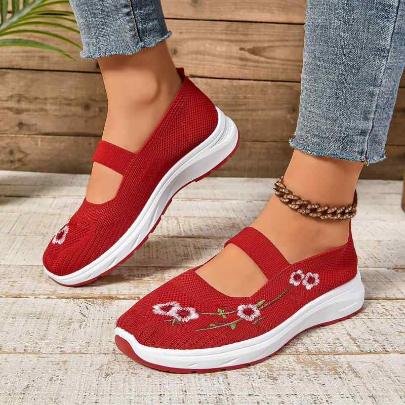 スリッポン レディース カジュアルシューズ メッシュ素材 通気性 快適 耐摩耗性 フラットシューズ 甲深 ラウンドトゥ ローヒール 刺繍花柄 普段使い デイリー 春夏秋 蒸れない