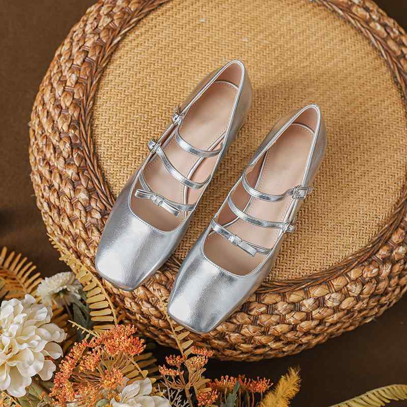 メリージェーン シューズ レディース 太ヒール チャンキーヒール スクエアトゥ 浅履き ミドルヒール ダブルストラップ バックル パンプス 普段使い オフィス ...