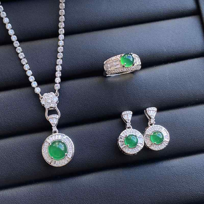 アクセサリーセット レディース 天然グリーンカルセドニー ジルコニア フラワーモチーフ 3点セット 調節可能指輪 ペンダント ピアス 上品 華やか 豪華 通勤 オフィス