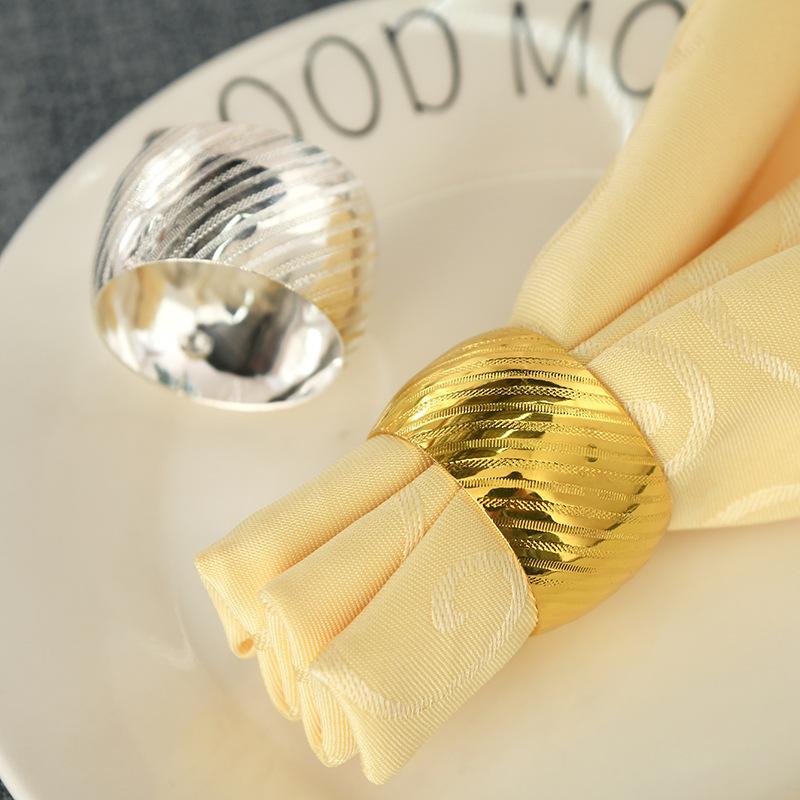 ナプキンリング ドラム型 おしゃれ 波型ストライプ 電気メッキ加工 亜鉛合金製 ホテル仕様 洋風 テーブルコーディネート ゴールド シルバー 食卓飾り(x6)