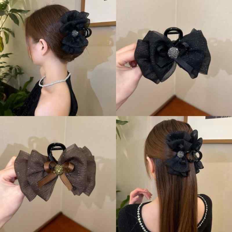 ヘアクリップ レディース 女性用 蝶 バタフライ チュール ラインストーン キラキラ まとめ髪 ヘアアレ..