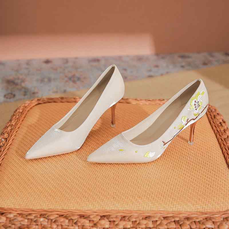 ウェディングシューズ レディース 結婚式 披露宴 二次会 パーティー 新婦用 チャイナ風 漢服にも 花柄..