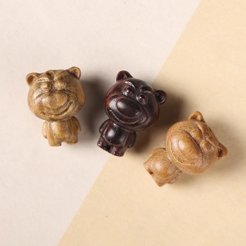 ブレスレット かわいい ミニくま 天然木 紫檀 檀香 香木 赤紐 ビーズチャーム 木製 カラフル カートゥ..