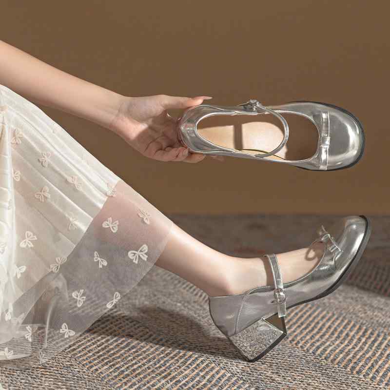 マリージェーン レディース 太ヒール ミドルヒール 一字ストラップ ラウンドトゥ 浅履き リボン付き シルバー フレンチスタイル デイリー オフィス 通勤 PU...