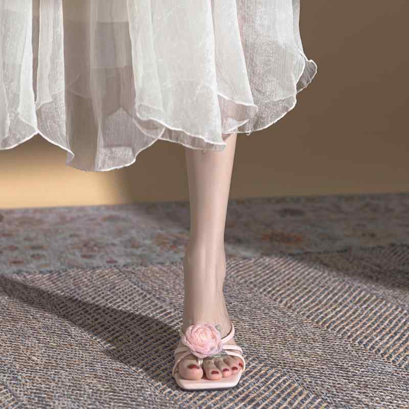 サンダル レディース フェミニン 中華風 カメリア トング トゥリング スクエアトゥ ローマ風 細ストラ..