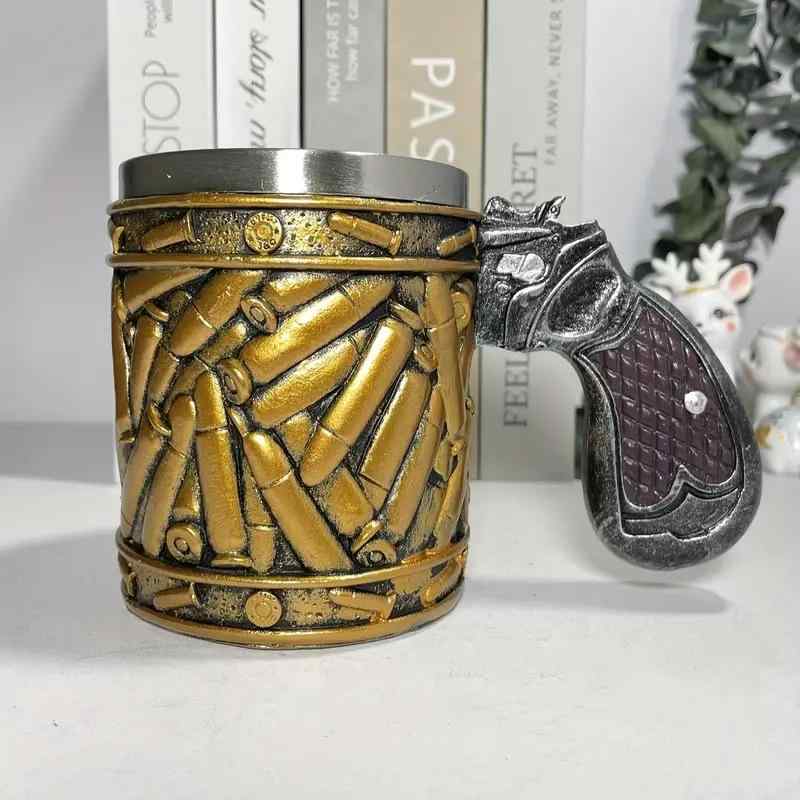 ビールジョッキ メンズ レトロ ヴィンテージ リボルバー 弾丸 スカル ガンモチーフ ステンレス製 大容量 ユニーク 酒器 プレゼント ギフト 記念品 バー