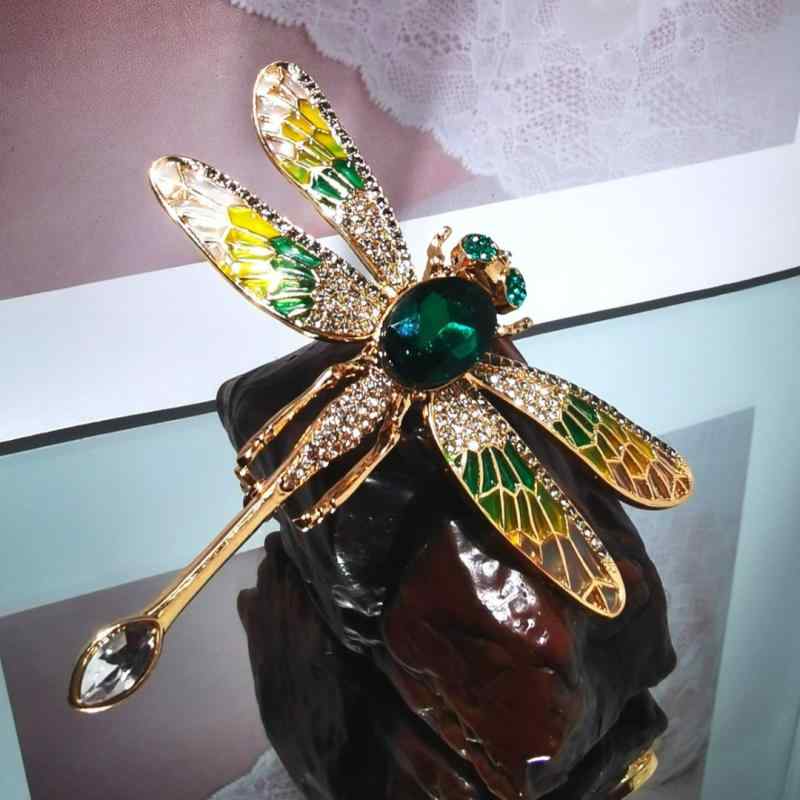 ブローチ レディース 可動式羽根 緑 トンボ ジルコニア装飾 上品 手作り 合金製 アウター コート アクセサリー カジュアル フォーマル 普段使い 万能