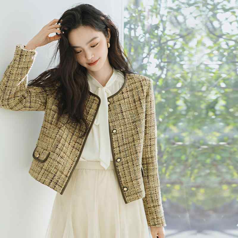 ジャケット レディース 春物 切り替え レザー クラシカル チェック柄 ラウンドネック 長袖 シングルボタン 上品 カジュアル 通勤 ミドル丈 アウター