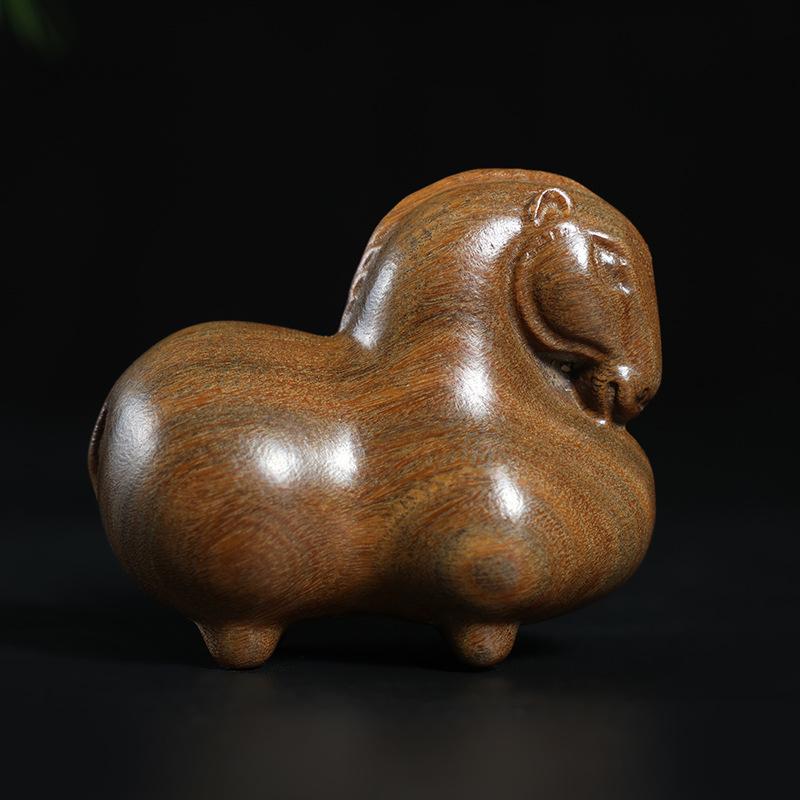 置物 緑檀 無垢材 唐馬 文玩彫刻 中国風 金運アップ 開運 縁起物 干支 馬 飾り インテリア オブジェ 掌中玩 コレクション ギフト プレゼント 贈り物