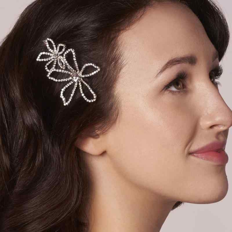 ヘアアクセサリー レディース 韓国 ファッション フラワー モチーフ シンプル デザイン ラインストーン 飾り 電気メッキ加工 インフルエンサー バレッタ サイドクリップ 前髪クリップ 通勤 オフィス カジュアル 髪飾り