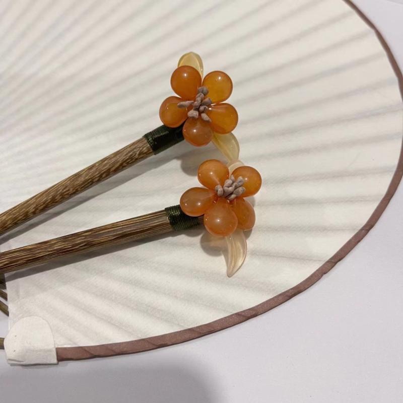 かんざし レディース 柿の花 木製 古風 新中式 レトロ 個性的 おしゃれ 和装 着物 浴衣 髪飾り ヘアア..