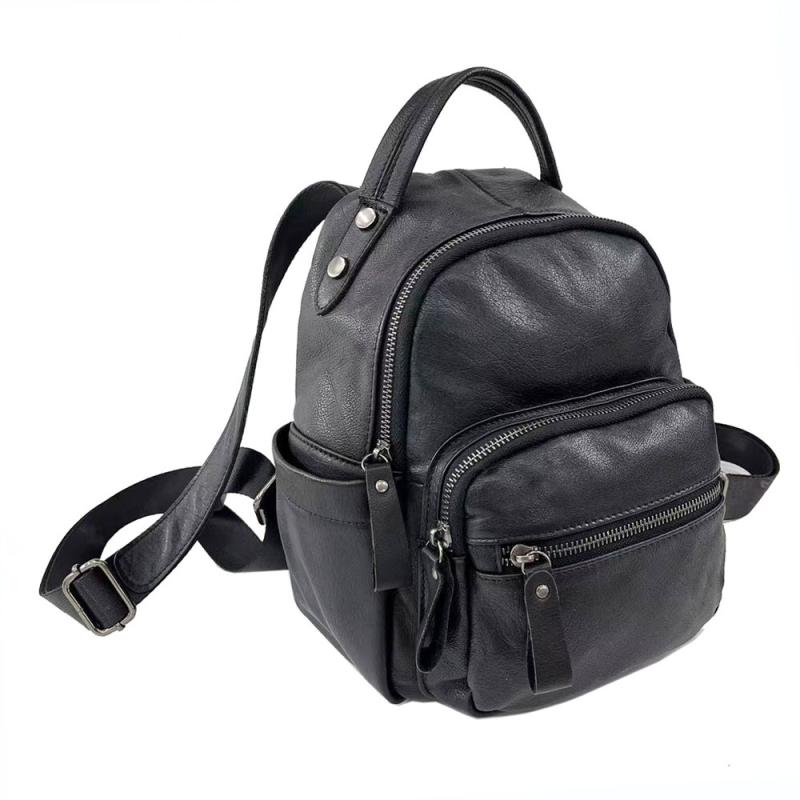 リュックサック レディース ソフトレザー 本革 牛革 ファスナー開閉 多機能ポケット 内部仕切り ブラック おしゃれ 万能 デイリーユース 通勤通学 ステッチ 切り替え