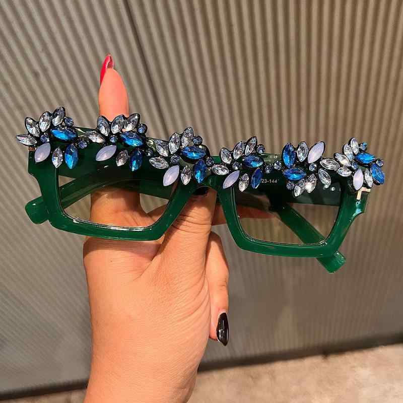 サングラス レディース UV400カット 紫外線対策 レトロ トレンド 矩形フレーム ジルコニア装飾 個性的 おしゃれ 小顔効果 普段使い ステージ 発表会 旅行 ドライブ パーティー インフルエンサー ファッション小物 春夏