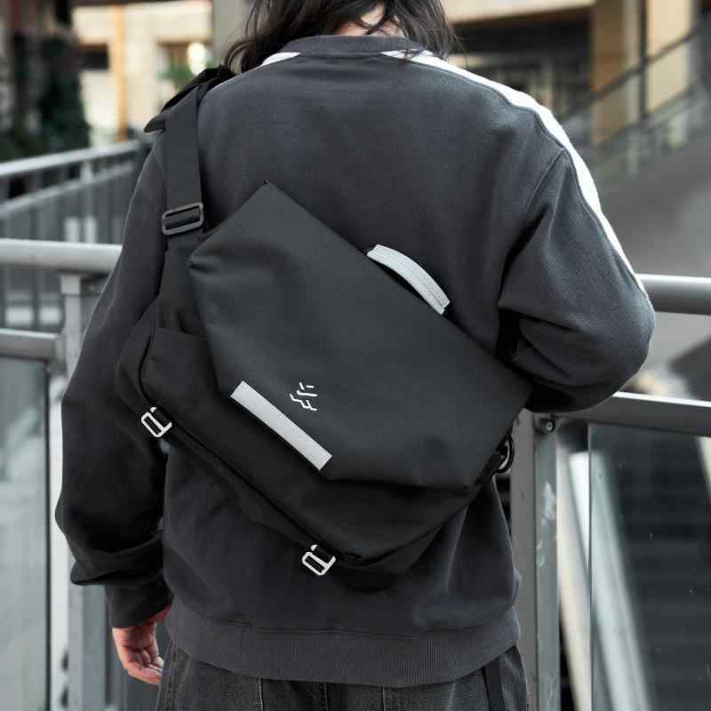 ショルダーバッグ メンズ 防水 軽量 多機能 オックスフォード生地 高級感 学生 通学 通勤 ストリート カジュアル 普段使い デイリーユース A4対応 大容量 おしゃれ 鞄 丈夫