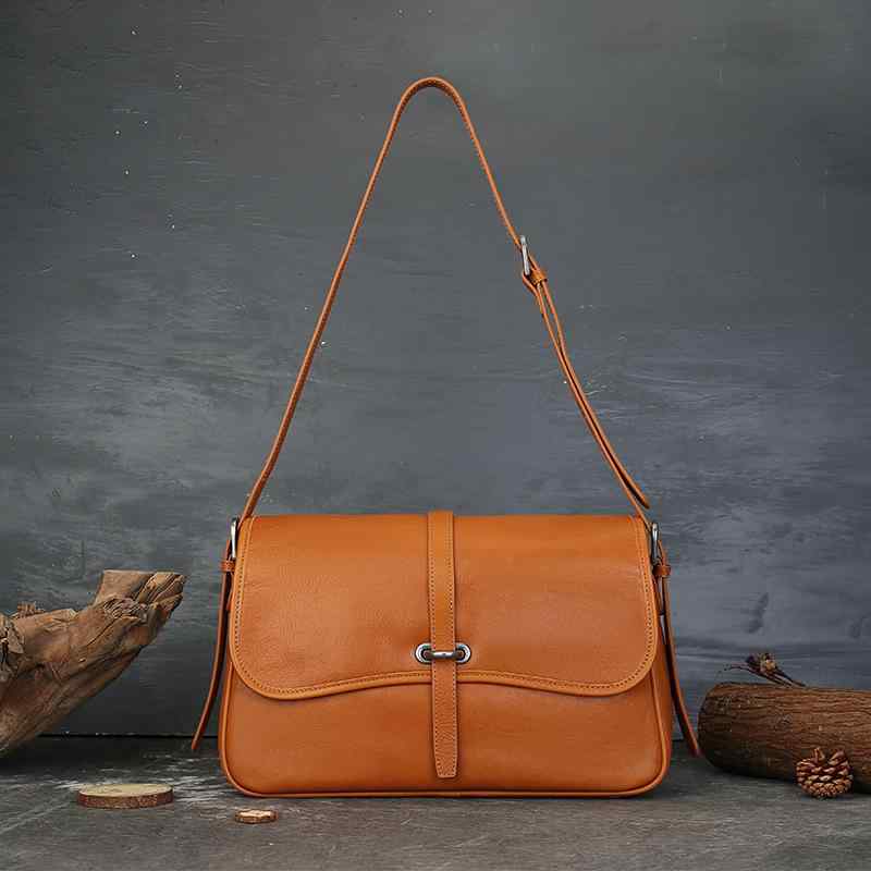 ショルダーバッグ レディース 大容量 通勤用 本革 ヌメ革 ベジタブルタンニンレザー 牛革 レトロ ヴィ..