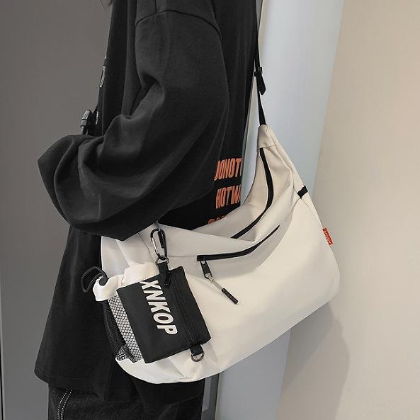 斜めがけバッグ メンズ 男性用 大容量 オックスフォード生地 A4サイズ対応 メッセンジャー バイク用 ヒ..