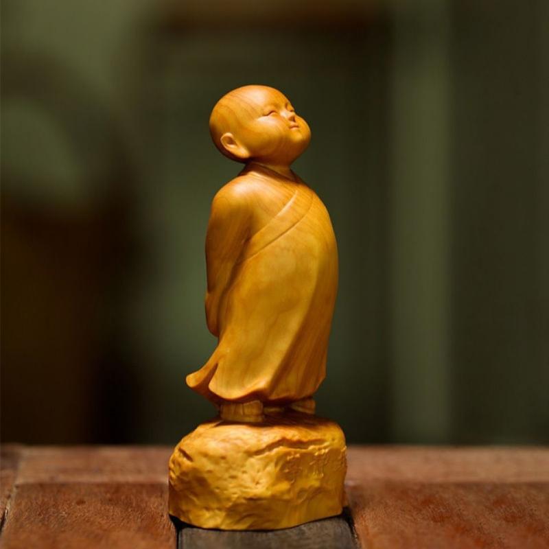 置物 小坊主 お坊さん 仏像 禅テイスト かわいい 手作り 天然木 柏木 無垢材 木彫り 茶玩 ティーペット オブジェ 飾り物 インテリア 癒やし