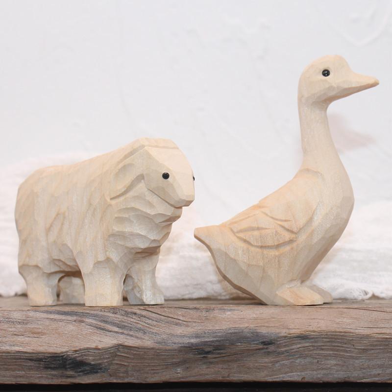 木製置物 動物モチーフ 天然木 手彫り 手作り 原木色 白木 オブジェ 北欧風 インテリア雑貨 玄関 リビング 寝室 飾り かわいい おしゃれ