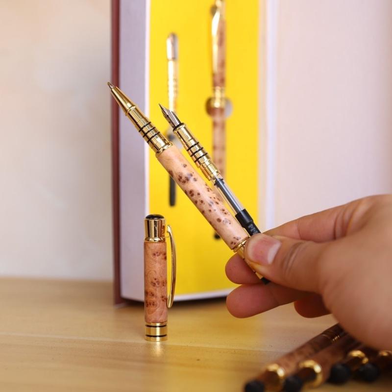 ペン 高級天然木 太行崖柏 美しい瘤杢 木製 万年筆 ボールペン 兼用 2WAY 多機能ペン オフィス 書斎 デスク周り 卓上飾り アジアンテイスト 工芸品