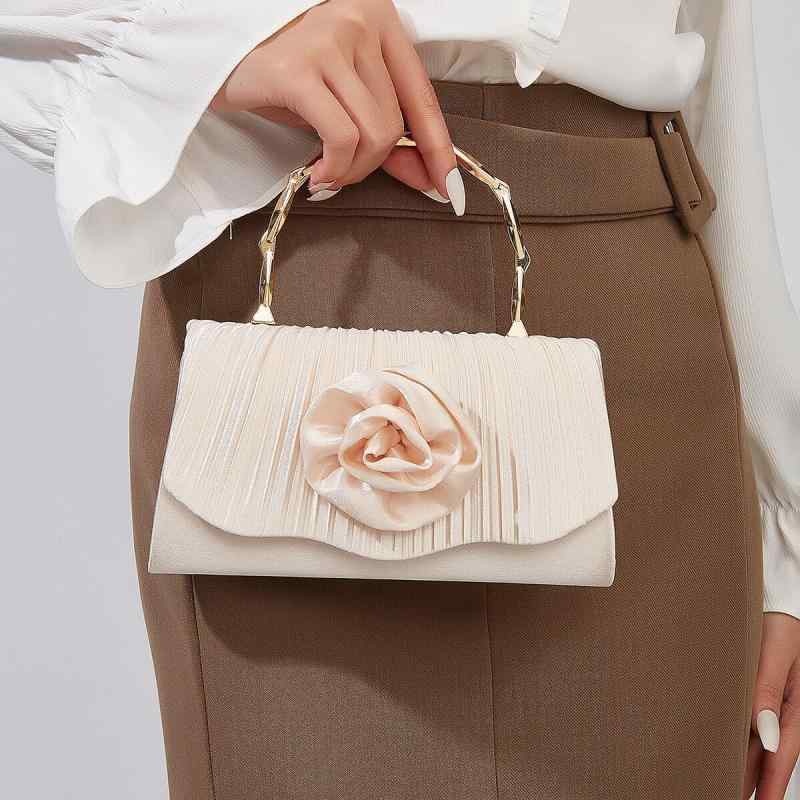 ハンドバッグ レディース アプリコット ベージュ プリーツ サテン調 立体フラワー ゴールドバンブーハンドル フレンチエレガント 高級感 マグネット開閉 クラッチ パーティー 結婚式 二次会 お呼ばれ 通勤 普段使い デイリー