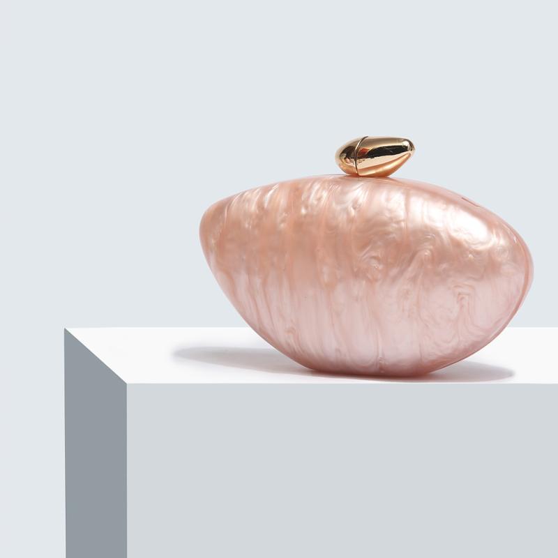 バッグ レディース パーティー イブニング フォーマル 3WAY ショルダーバッグ 斜め掛け クラッチ アクリル シェル型 チェーン マグネット開閉 スマホ収納 カードポケット シャンパン ピンク ホワイト 結婚式 披露宴 二次会 お呼ばれ