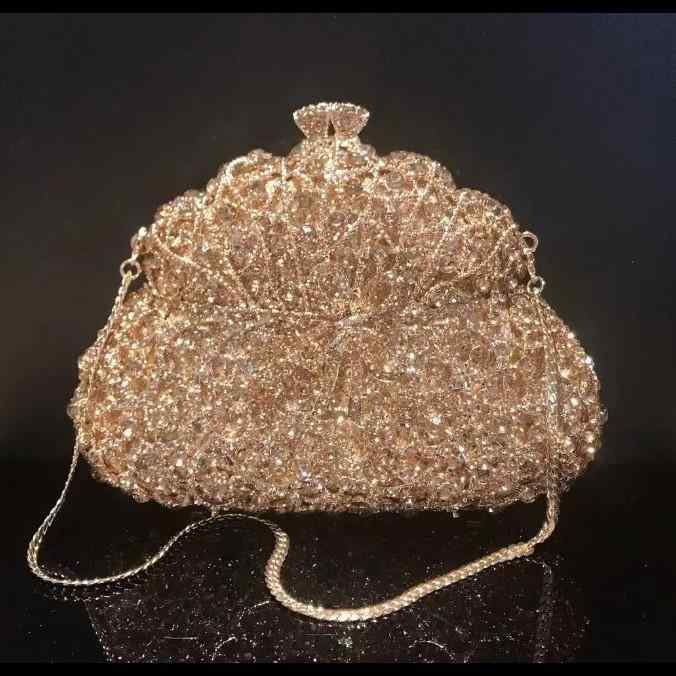 パーティーバッグ レディース 総ラインストーン装飾 メタル 透かし彫り イブニングバッグ 結婚式 二次会 披露宴 フォーマル ドレス用 クラッチバッグ 女性用