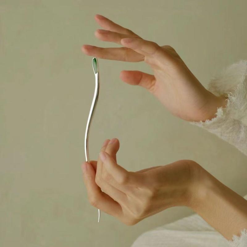 かんざし レディース 上品 エレガント 高級感 金属製 電気メッキ加工 和装小物 レトロモダン 新チャイナ風 チャイナドレス 髪飾り まとめ髪 ヘアアクセサリー