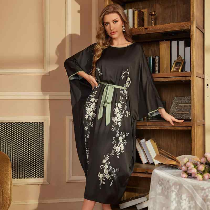 ガウン レディース プラスサイズ サテン 高級感 薄手 長袖 ロング丈 春夏秋 ナイトウェア バスローブ ..