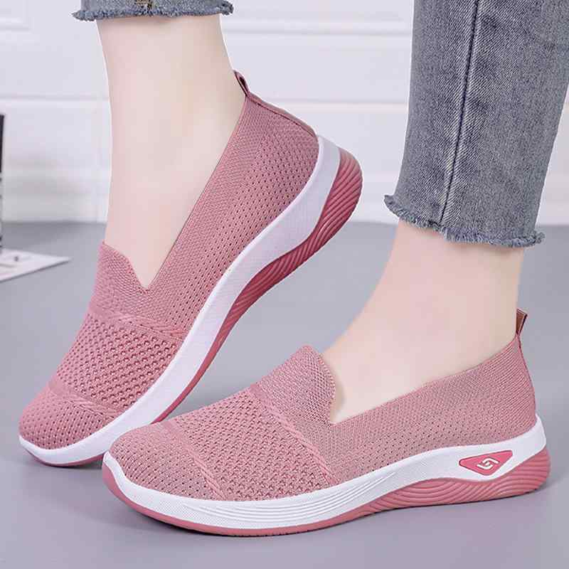 シューズ レディース 通気性 蒸れにくい 軽量 スリッポン 中高年向け マザーシューズ 布製 フライニット ローヒール ラウンドトゥ カジュアル 秋冬