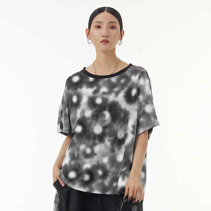 Tシャツ レディース 春夏 大きいサイズ ゆったり 体型カバー プリント柄 欧米風 カジュアル 綿100% ニット 丸首 ホワイト ブラック