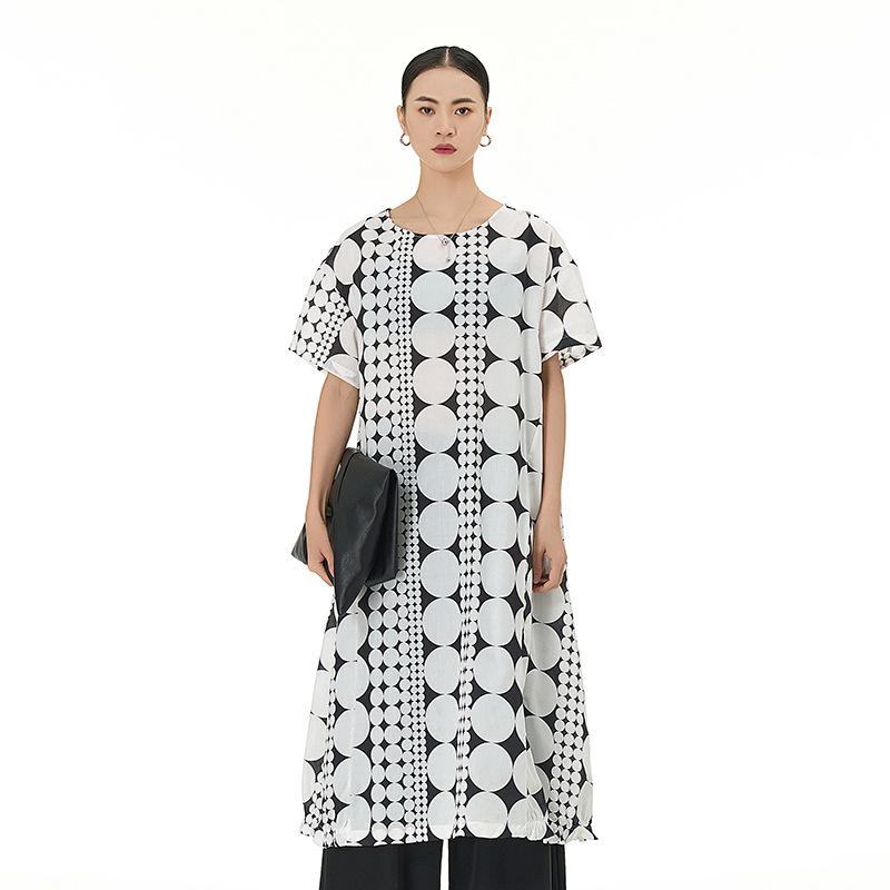 ワンピース レディース ゆったり 体型カバー Aライン デザイン裾 ドット柄 プリント 半袖 クルーネック ミディ丈 春夏 大きいサイズ プラスサイズ ポリエステル カジュアル ストリート ファッション ホワイト グレー