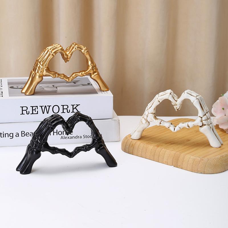 置物 ハロウィン 指ハート スケルトン ドクロ 樹脂製 かわいい ユニーク 卓上 インテリア デコレーション 装飾 リビング 寝室 オブジェ ホワイト ブラック ゴールド(x2)