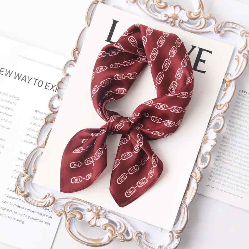 スカーフ レディース 春秋 正絹 桑蚕絹 杭州シルク ミニスカーフ 絹スカーフ ストール ショール 高級感 アンゴラレッド 上品 エレガント 肌触り 滑らか ファッション小物 オフィス カジュアル フォーマル