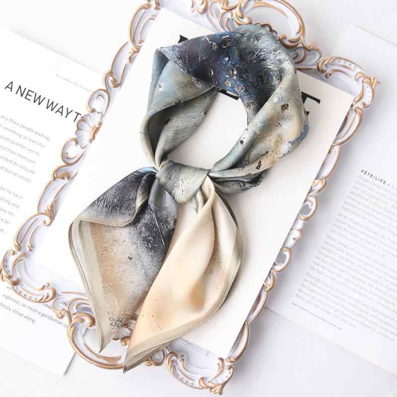 スカーフ レディース 女性用 桑蚕シルク 100% 70cm 油絵柄 油彩柄 高級感 杭州シルク 光沢感 滑らか ショール 通勤 オフィス フォーマル カジュアル 通年 アレンジ自在 上品 エレガント(x2)