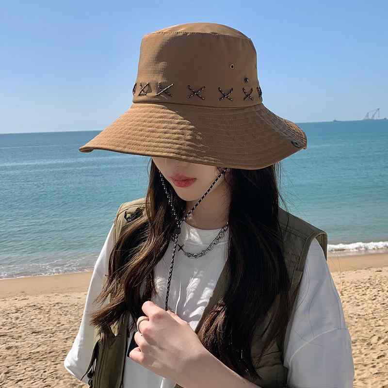 バケットハット 男女兼用 UVカット 吸汗速乾 通気性 日よけ対策 クロスストラップ カジュアル シンプル 快適 万能 アウトドア レジャー 登山 トレッキング 旅行 ポリエステル素材 サファリハット