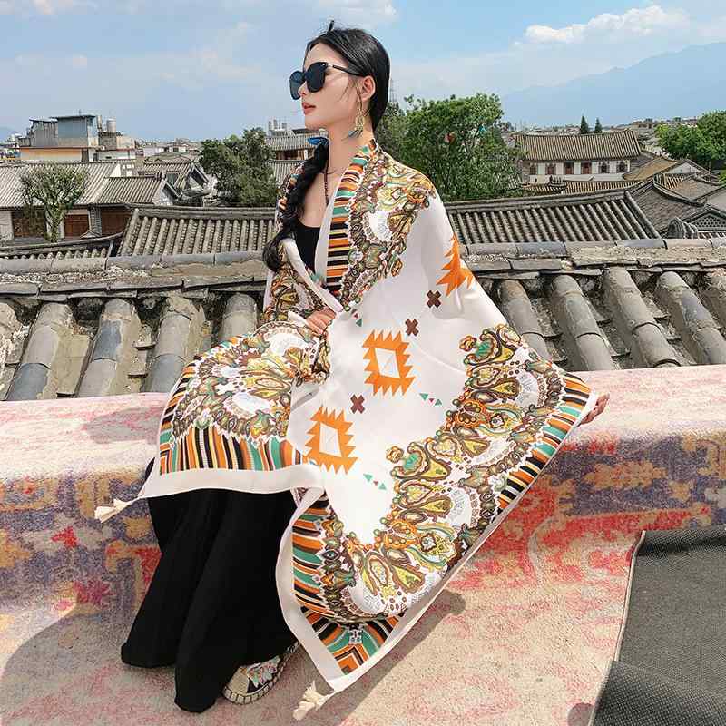 ・適用性別: 女性・素材: ツイルコットン・カラー: 菱形カシューベージュ・スタイル: レトロエスニック・サイズ: 90×180cm・織り方: ツイル、ジャカード織り・柄: 幾何学柄・機能: 日よけ・デザイン要素: プリント・丈: 通常丈