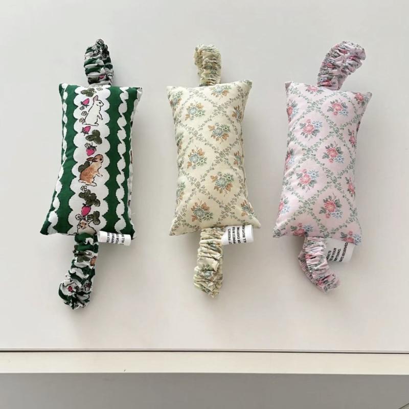 ・スタイル: カートゥーン・カラー展開: グリーンフローラル、ホワイトフローラル、キャロットラビット