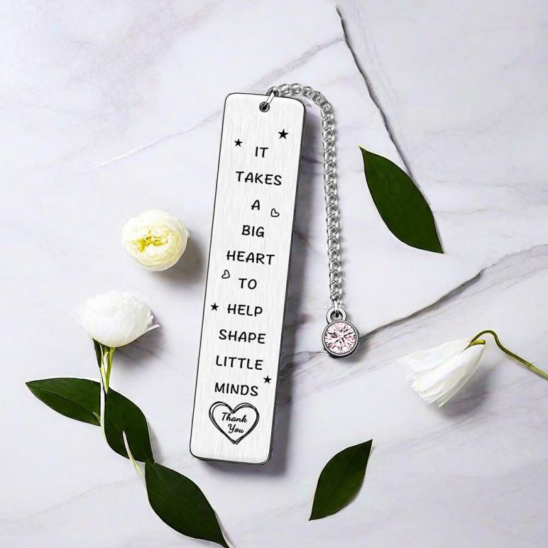 ブックマーク しおり 金属製 ステンレス製 高級感 タッセル付き おしゃれ スタイリッシュ 耐久性 薄型 軽量 読書用 文具 オフィス ギフト プレゼント 大人...