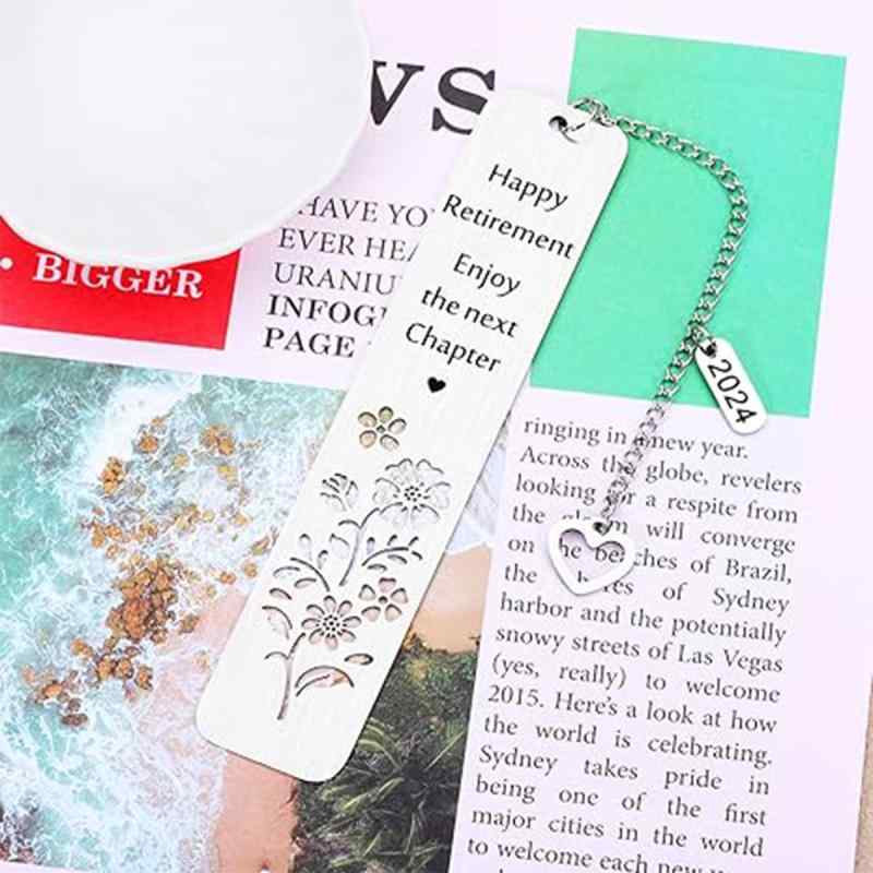 しおり ステンレス製 高級感 シルバー おしゃれ 実用的 男女兼用 退職祝い 送別品 先生 友人 同僚 感謝 お礼 記念品 プレゼント ギフト