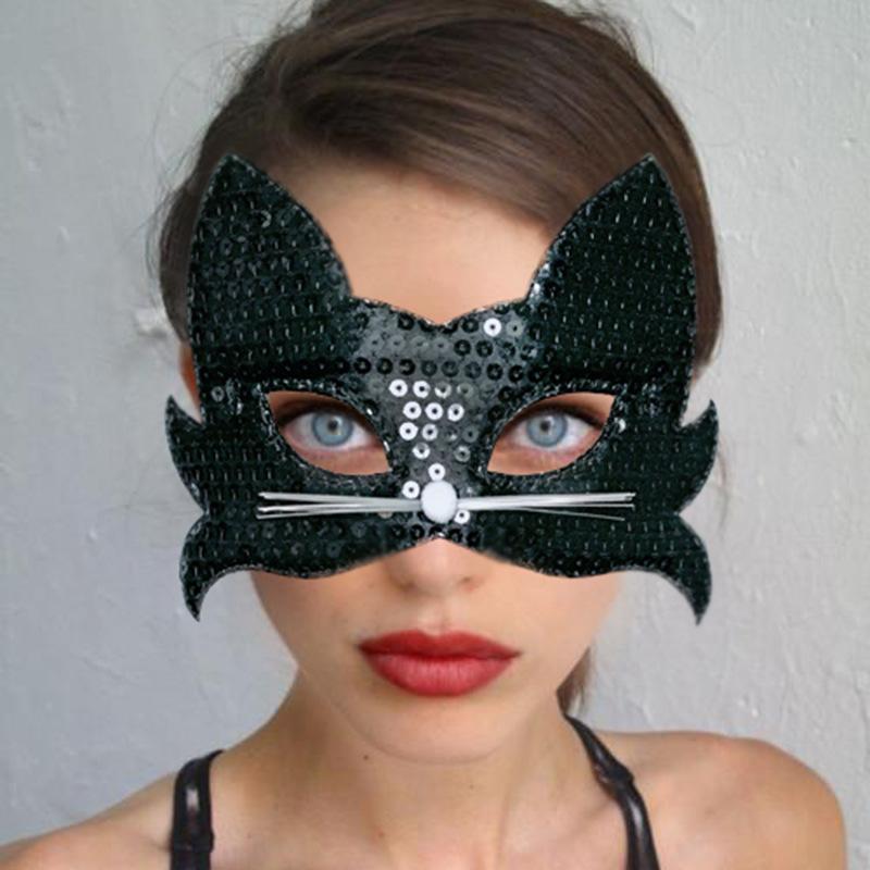 ・カテゴリ: 化粧服飾道具・素材: 布類・工芸: 半手動半機械・道具種類: マスク・カラー展開: 金色、赤色、銀色、ピンク、黒色、ベルベットブラック、ベルベットホワイト・実寸: 約19.3 x 13.8cm・サイズ展開: フリーサイズ