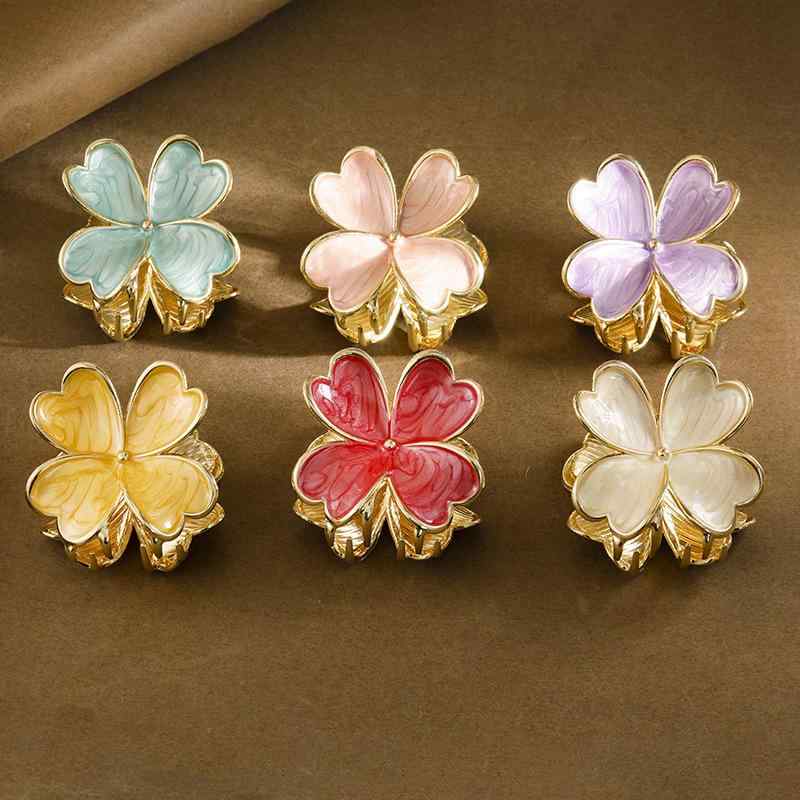 ヘアアクセサリー レディース 春夏 フレンチレトロ エレガント 個性的なデザイン 四つ葉のクローバー バンスクリップ まとめ髪 アップスタイル フラワーモチーフ 合金製 電気メッキ加工