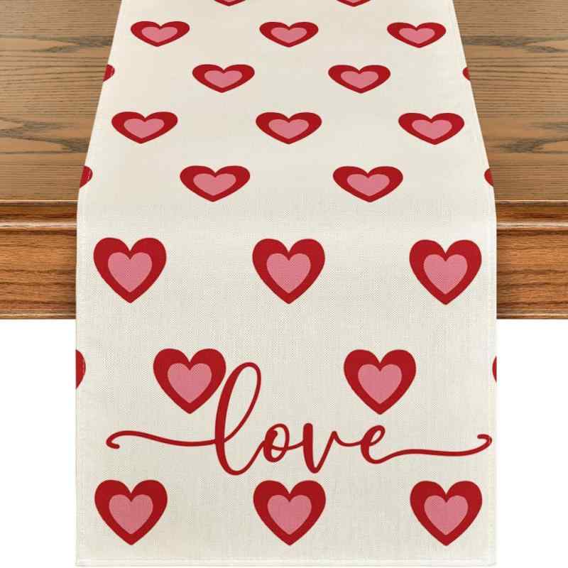 2個セット・カテゴリ: テーブルランナー・スタイル: モダンシンプル・主な素材: ポリエステル100%・柄: ハート型・カラー展開: レッド、マルチカラー・サイズ: 33x183cm・推奨設置場所: リビング、ダイニング、商用施設