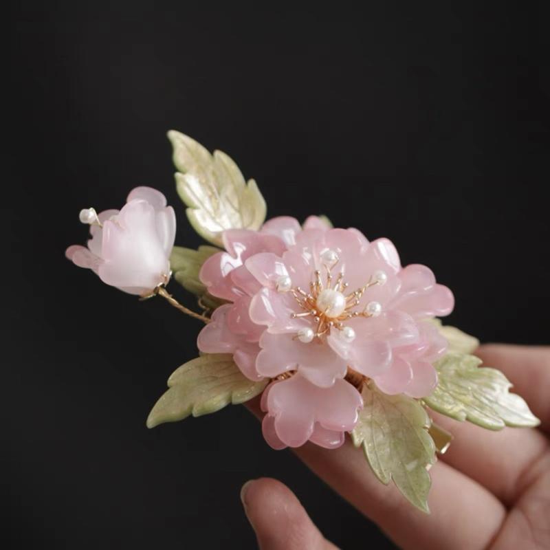 ヘアクリップ キッズ 女の子 椿 花柄 古風 唐風 漢服 和装 浴衣 森ガール系 ピンク 樹脂製 サイドクリップ 髪留め 発表会 イベント 髪飾り