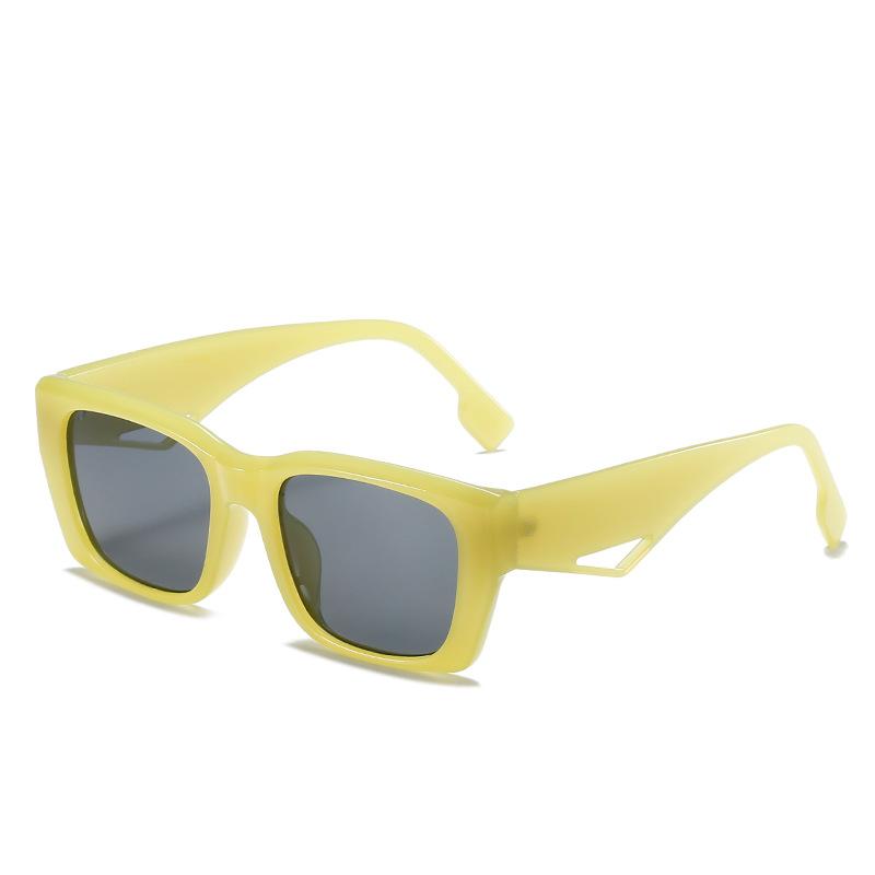 サングラス レディース UV400カット 紫外線対策 欧米風 ビッグフレーム ワイドテンプル 韓国スタイル スクエアフレーム 軽量PC素材 お出かけ ドライブ ファッション小物