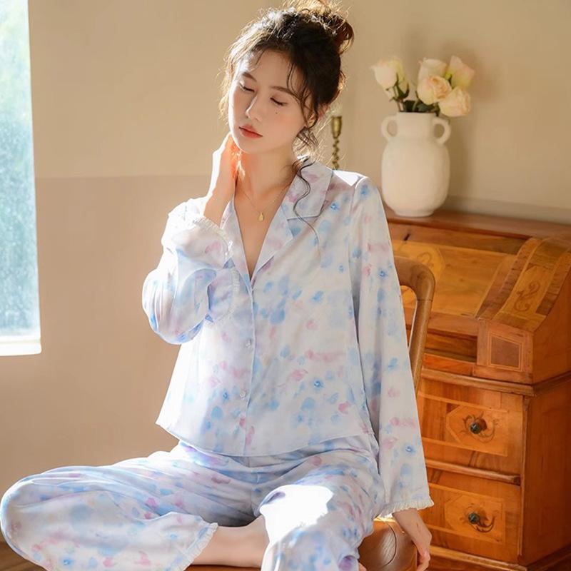 パジャマ レディース 上下セット 春秋 長袖 長パンツ サテン 薄手 プリント 高級感 シンプル カジュアル エレガント 快適 ルームウェア ナイトウェア ポリエステル素材